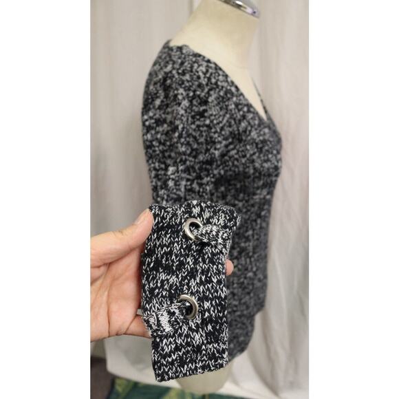 Guess Sweater Black Grey White Size Small Long Sleeves (13) - Picture 2 of 12